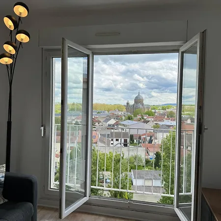 Apartment Floor With Monument Views Reims